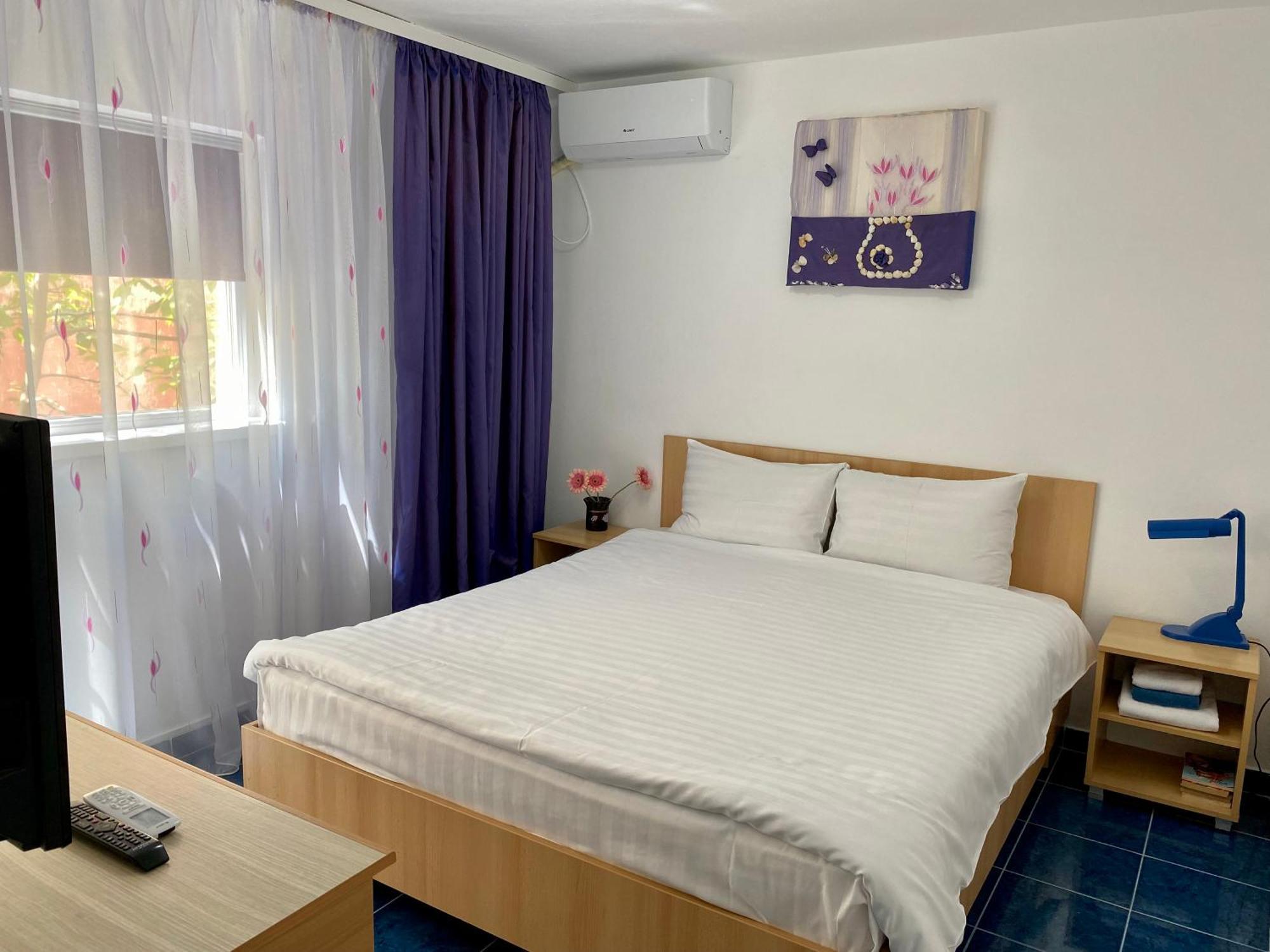 Casa Double M, Gazde/Camere de închiriat *