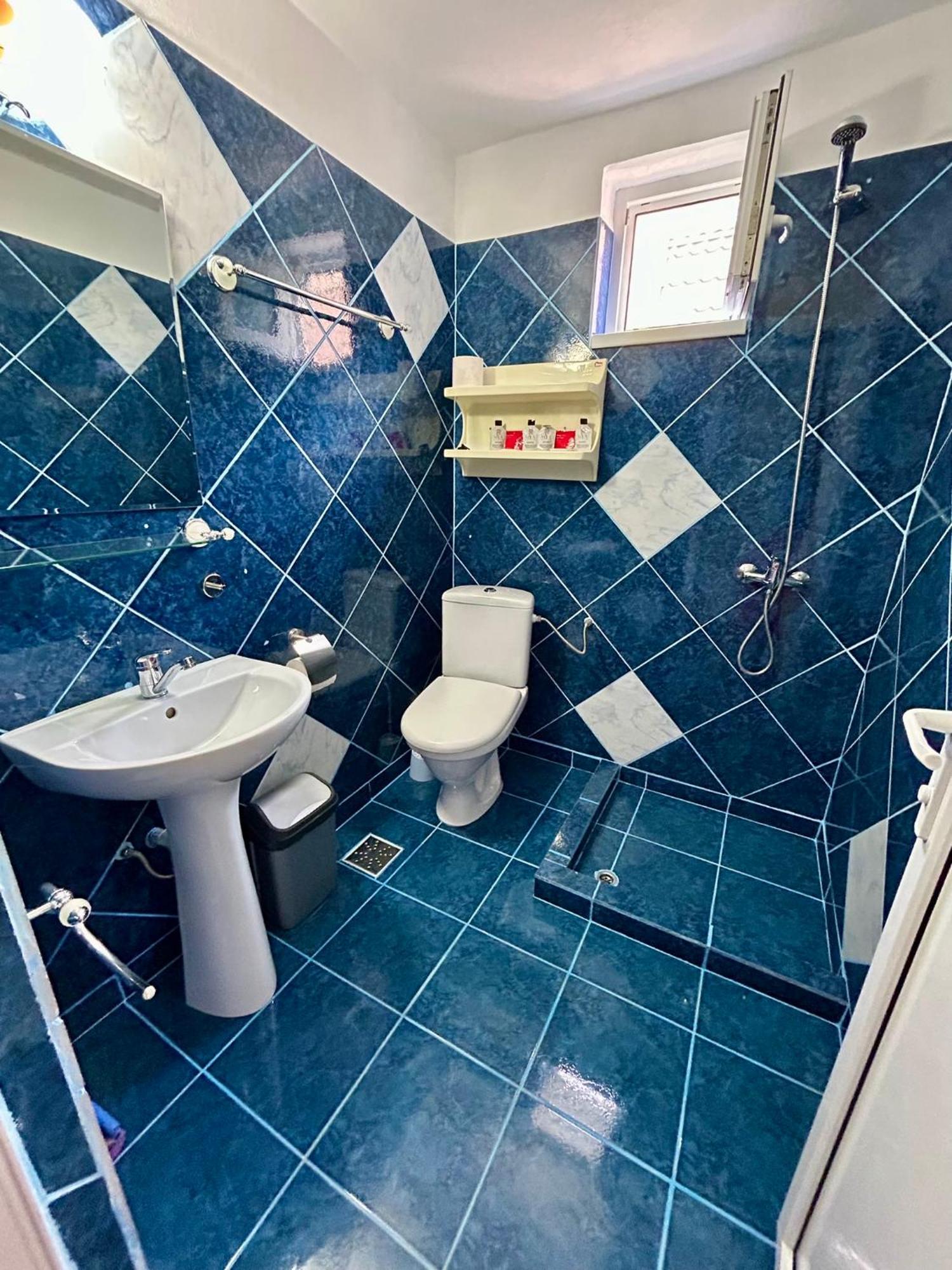 Gazde/Camere de închiriat Casa Double M, Vama Veche